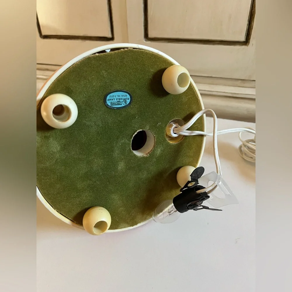 VTG ‘80’s Sears Disney Winnie The Pooh Nursery Lamp Nightlight with Hunny Pot